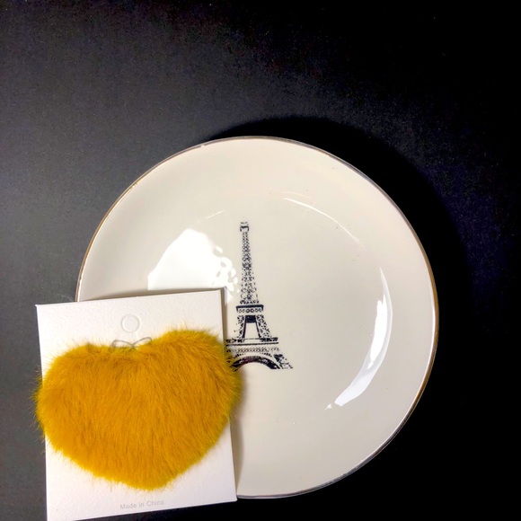 Accessories - Yellow Heart Faux Fur Hair Clip